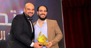 تكريم مصمم الغرافيك محمود شبيب بمهرجان Arab Awardكافضل مصمم جرافيك لعام 2024