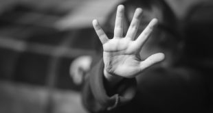 اعتداء جن.سي على 40 قاصر وموجة غضب عارمة!!
