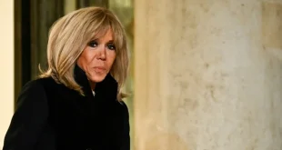 عرافة تتهم زوجة ماكرون بالتحول الجنسي واسمها جان والسيدة الاولى ترفع دعوى
