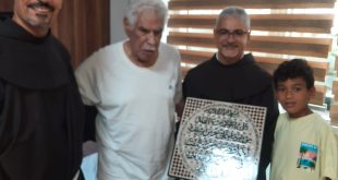 زيارة الأب بطرس دانيال للكابتن حسن شحاتة