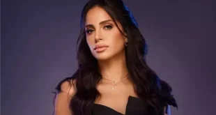 تجاهلت الخبر.. آمال ماهر وعريسها رجل الاعمال بباريس لقضاء شهر العسل