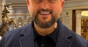 الفنان عماد زيادة يصل إلى الرياض لحضور Joy Awards ويصفه بالأقوى في الوطن العربي