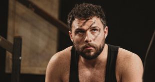 جلال مروان الشعار بعد “انت اطرق بابي”يتواجد بمهرجان المسرح العربي بمصر