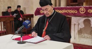 الرَّاعِي مِنْ بُكَرْكِي:” القِيَامَةُ أَقْوَى مِنْ حِجَارَةِ القَبْرِ وَلُبْنَانُ مَدْعُوٌّ إِلَى قِيَامَةٍ وَطَنِيَّةٍ وَإِنْسَانِيَّةٍ “