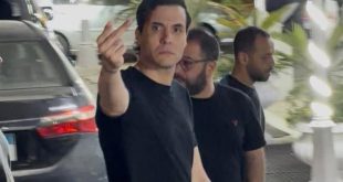 good luck ام حركة مُعيبة؟ امير عيد يثير الجدل تجاه الصحفيين !!