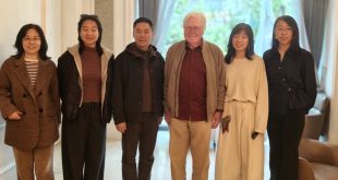 رئيس مهرجان القاهرة السينمائي الدولي يبحث توسيع آليات التعاون مع مهرجان بكين