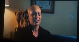 منار الهجرسي تحتفل بعرض “في عشرة أيام” بسينما زاوية بعد وصول “وعد التراب” لكتالوج سوق مهرجان كان