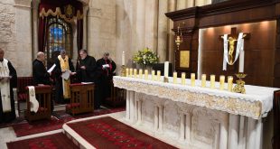 بُكَرْكِي تُلَبّي دَعوةَ قِداستِه لِلصَّلاةِ مِن أَجلِ السَّلام..  لَيلَةٌ رُوحيَّةٌ جامِعَةٌ تُحْيي الرَّجاءَ في قُلوبِ اللُّبنانيّين