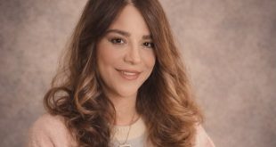 كارولين ميلان… المخرجة التي تبحث عن الإنسان قبل الصورة