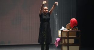 عرضاً مسرحياً مصرياً واخراً من السودان ضمن فعاليات مهرجان المونودراما المسرحي الرابع..